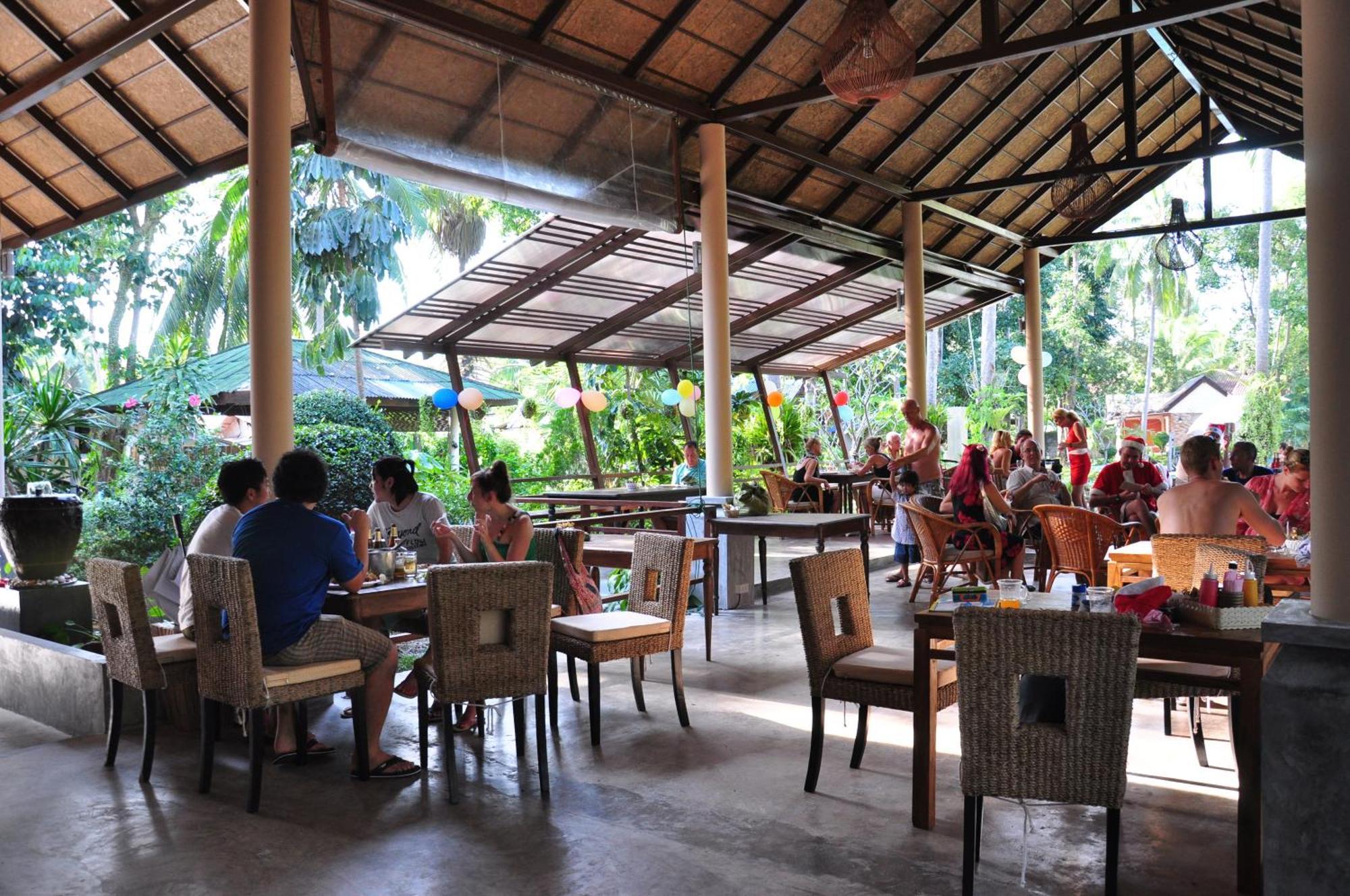 Phalarn Inn Resort Mae Nam Exteriér fotografie